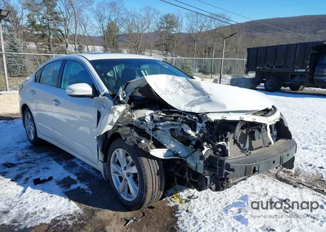 2015 Nissan Altima 2.5 Sl z USA, uszkodzony, nr VIN 1N4AL3AP2FN872254